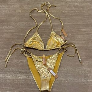 Metallic swim suit from skims brand new 💛
